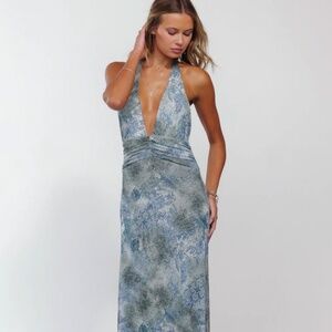Resa Chelsea Maxi Dress in Siren print